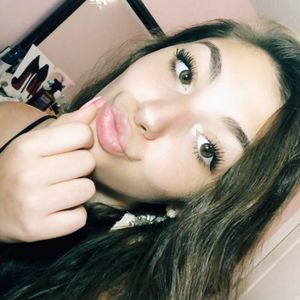 Meet your Posher, Bella